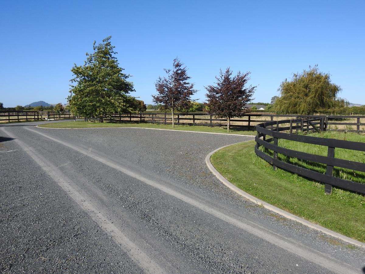 Grasslands Bed & Breakfast Cambridge Bagian luar foto